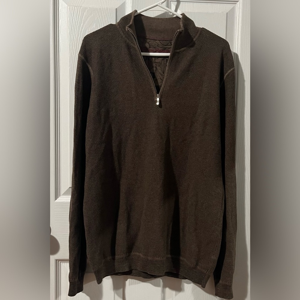 Tommy Bahama 1/4 zip long sleeve Henley. Sz Medium. Brown. Cotton knit.